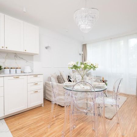 Glam & Modern By Cooee Apartments ワルシャワ エクステリア 写真