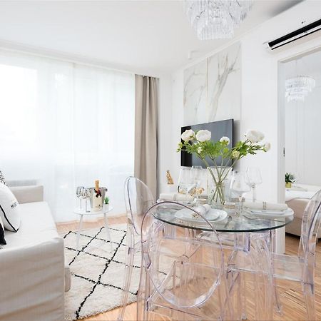 Glam & Modern By Cooee Apartments ワルシャワ エクステリア 写真