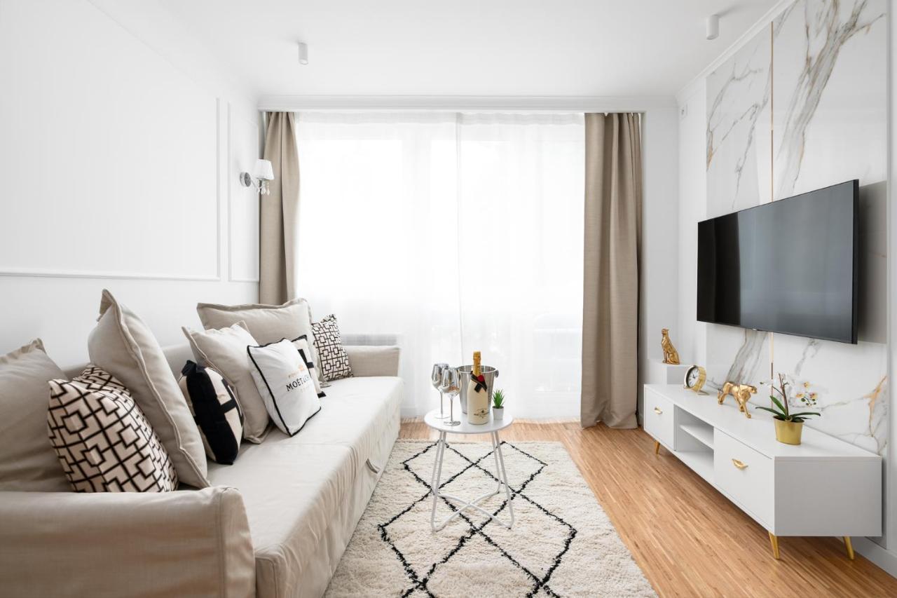 Glam & Modern By Cooee Apartments ワルシャワ エクステリア 写真